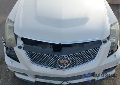 2013 Cadillac Cts-V z USA, uszkodzony, nr VIN 1G6DV1EP7D0115170